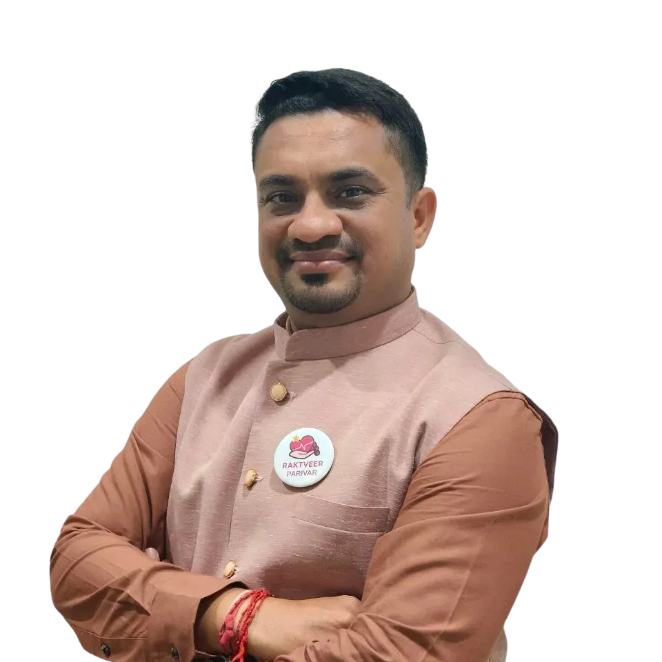 Moxesh Shah, Founder and volunteer at Lifesavers United blood donation Ahmedabad